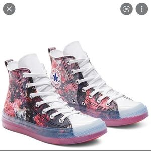 Converse x Shaniqwa Jarvis. NWT. Never worn. cherry blossom colorway. size 6.5.